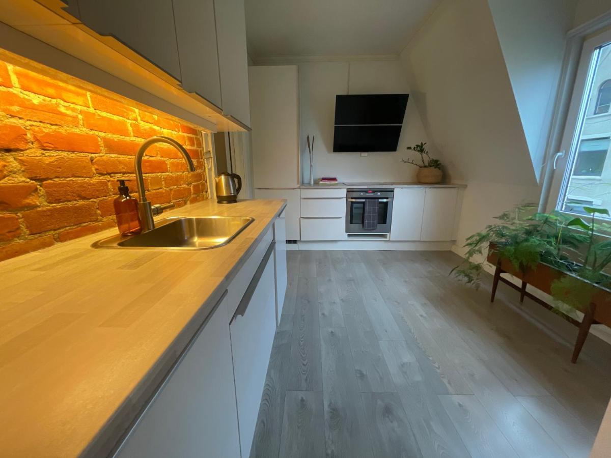 Charming Apartment In Alesund Center With Free Parking المظهر الخارجي الصورة