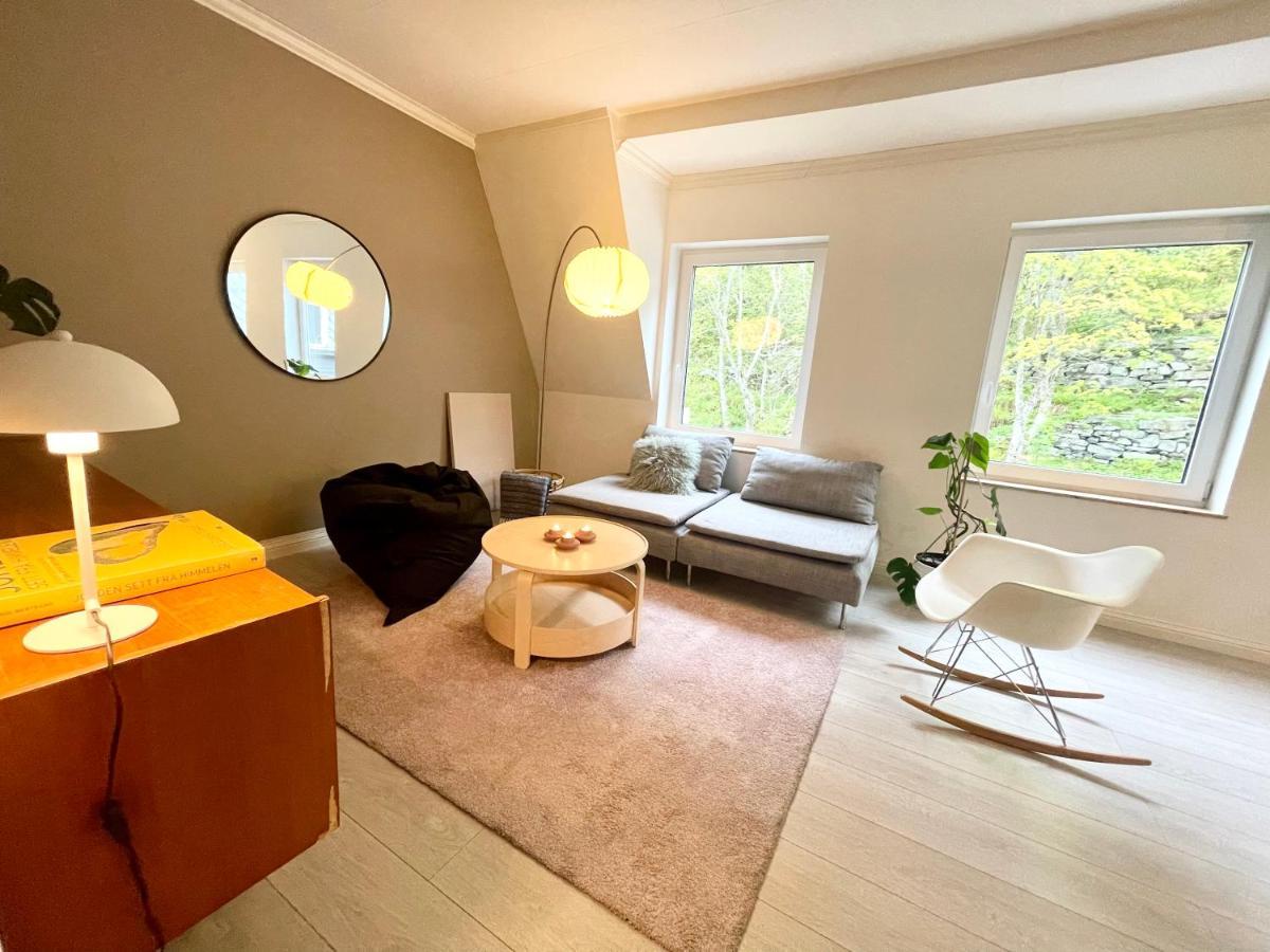 Charming Apartment In Alesund Center With Free Parking المظهر الخارجي الصورة